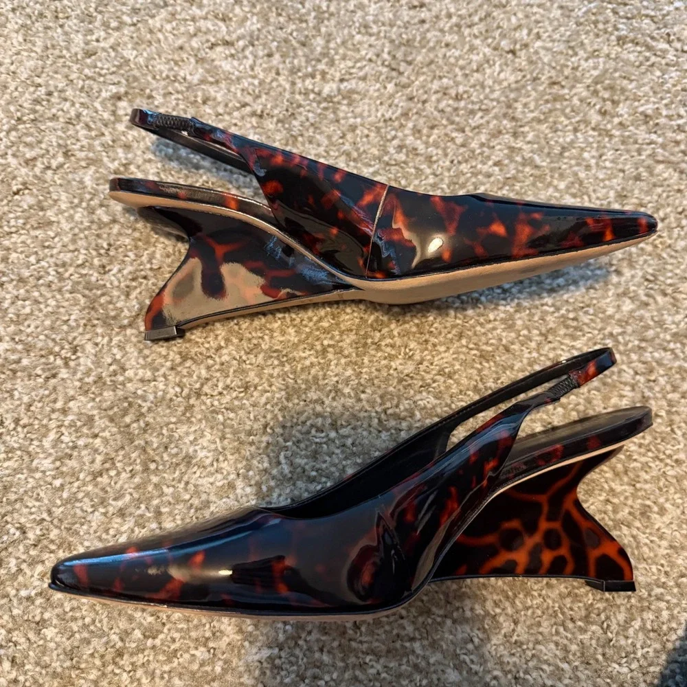 Reformation weston wedge